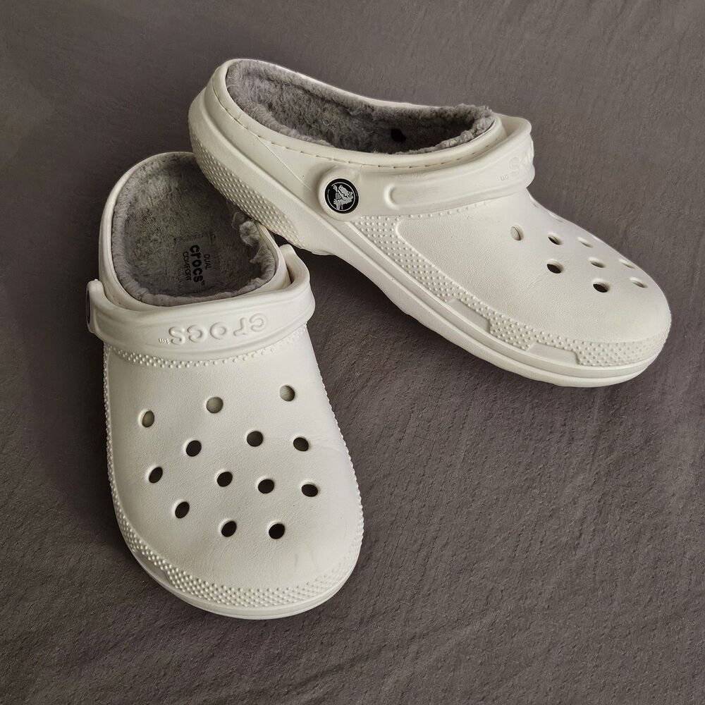Crocs Classic Unisex Fur Lined Slip On Clogs Women's 7 Men 5 White Dual Comfort